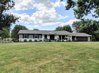 1012 Sherwood Dr, Bluffton, IN 46714