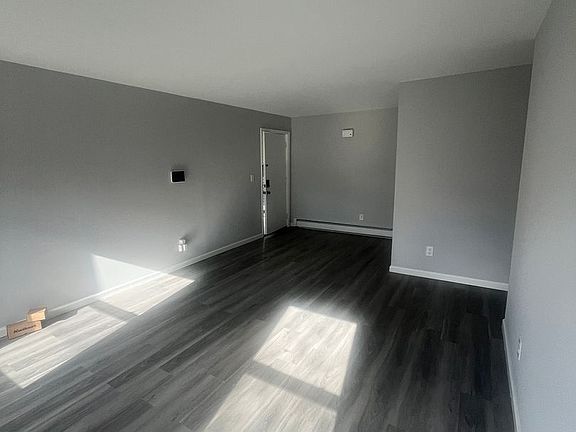 5th image of 8-10 King St #4