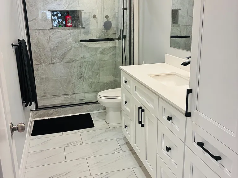 48 Mercedes Dr — Photo 29