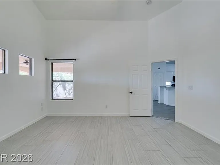 8111 Desert Cloud Ave — Photo 38