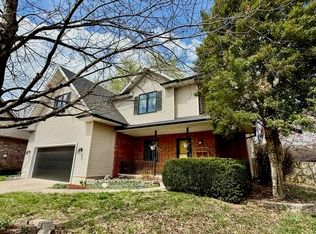 2135 W Royal Oak Dr, Springfield, MO 65810