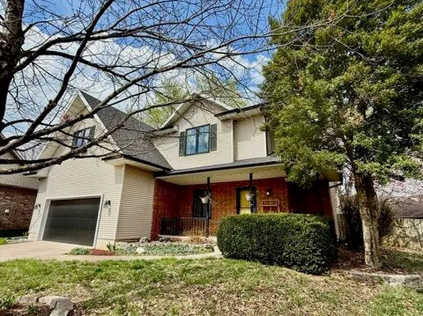 2135 W Royal Oak Drive, Springfield, MO 65810