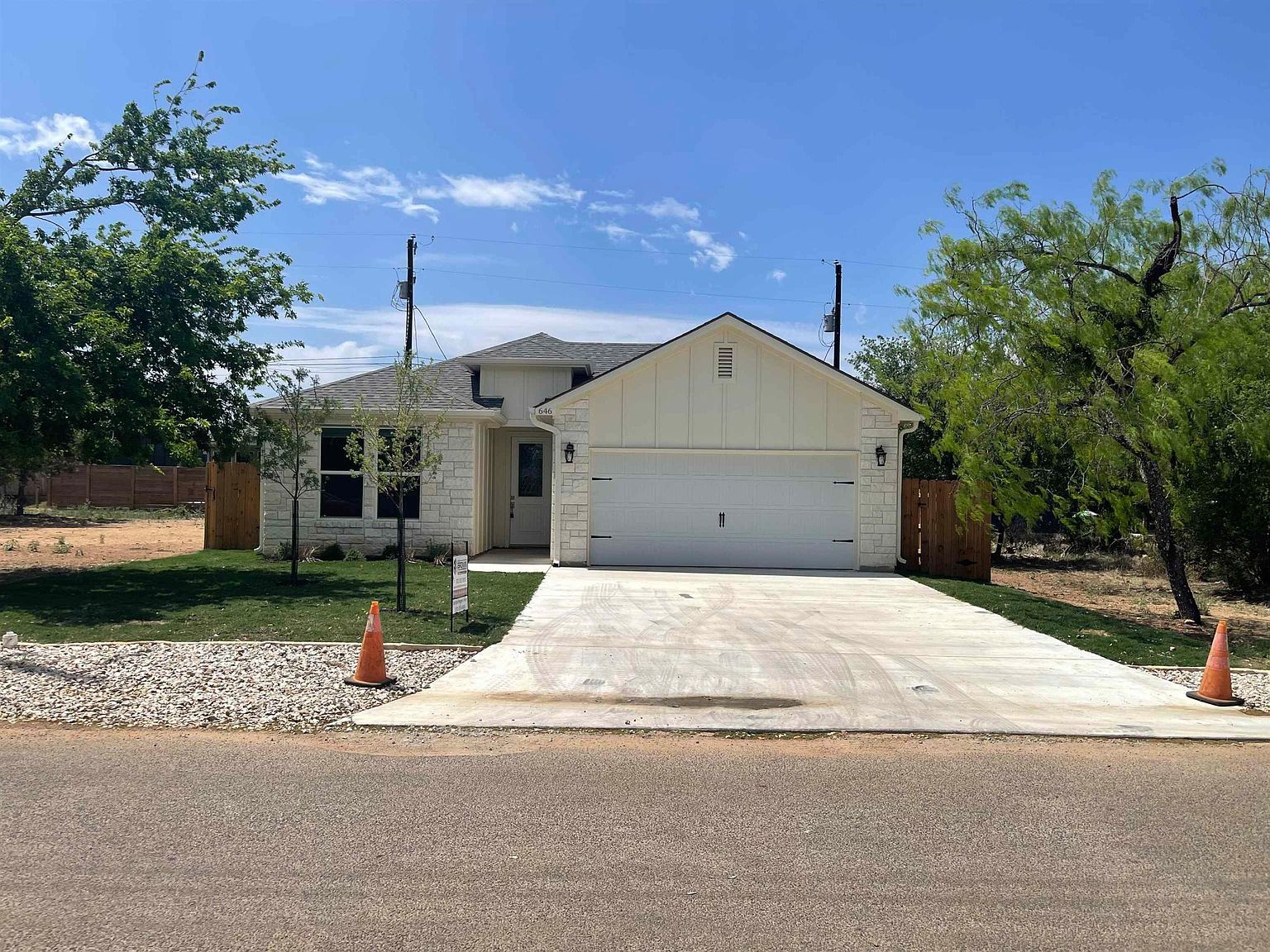 646 Birch Ln, Cottonwood Shores, TX 78657 Zillow