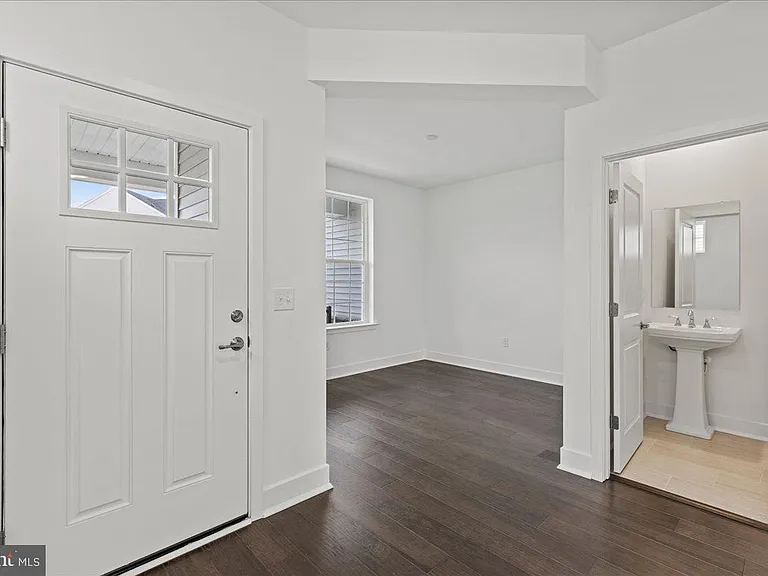 21 William Boyer Dr — Photo 5