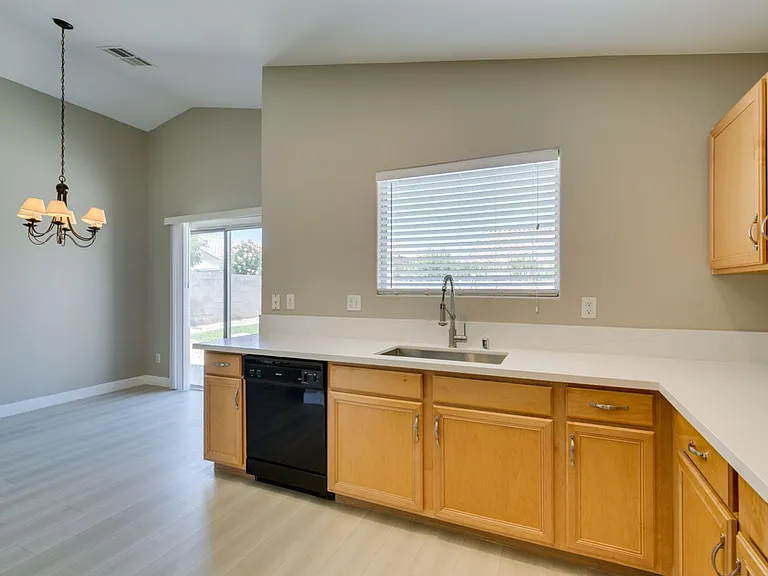 10342 Spider Rock Ave — Photo 10