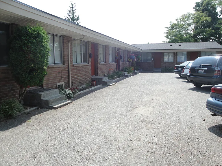 2419 S Graham St #V — Photo 11