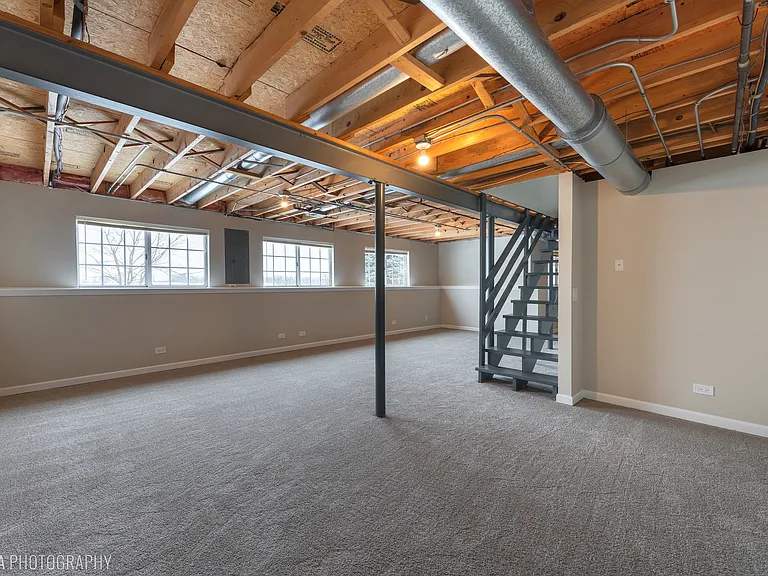 554 Abbeywood Dr — Photo 22