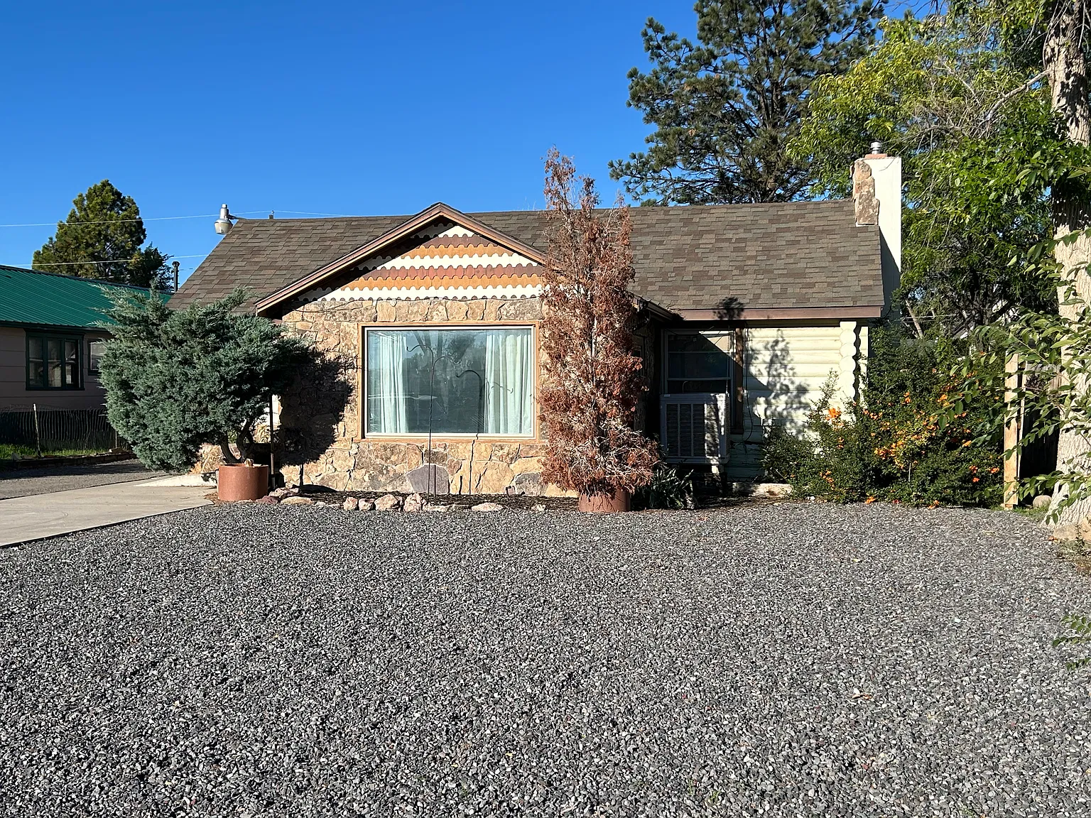 2 bed, 1004 sqft, $1,300 — Photo 2