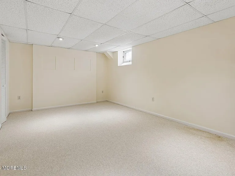157 Northampton Dr — Photo 42