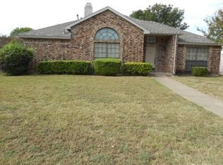 134 Wildwood Dr, Desoto, TX 75115