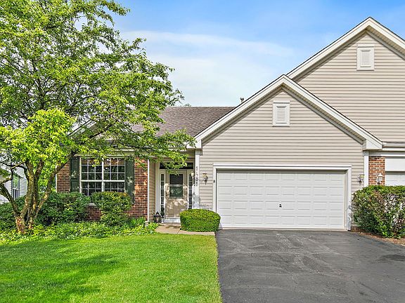 2nd image of 1481 Waterside Dr