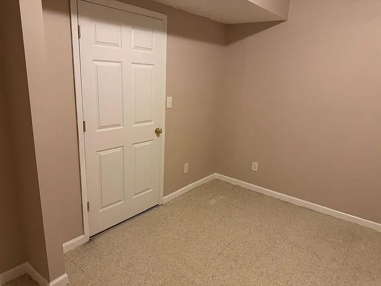 504 Thames Cir — Photo 54