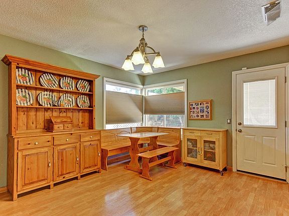 3rd image of 1491 Coyote Cir