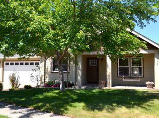 172 SE Yorktown Dr, Grants Pass, OR 97527