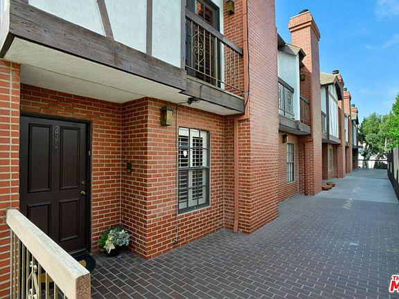 2nd image of 2559 Stoner Ave #5