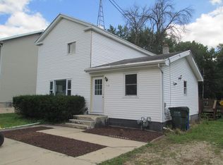 1112 Wauona Trl, Portage, WI 53901