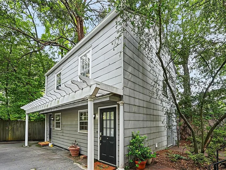3635 Cantrell Rd NE #3 — Photo 2
