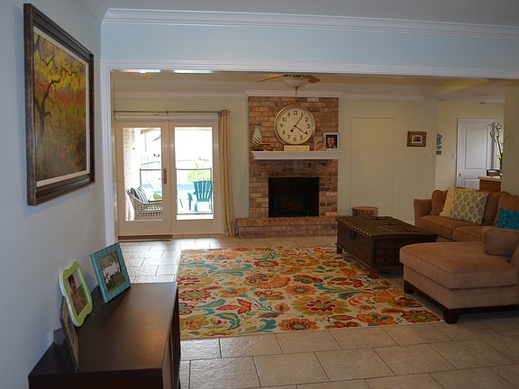 5th image of 46 W Dansby Dr