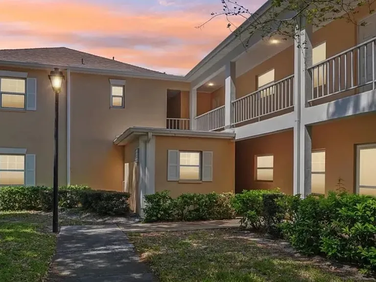 8300 Bardmoor Blvd #207 — Photo 3