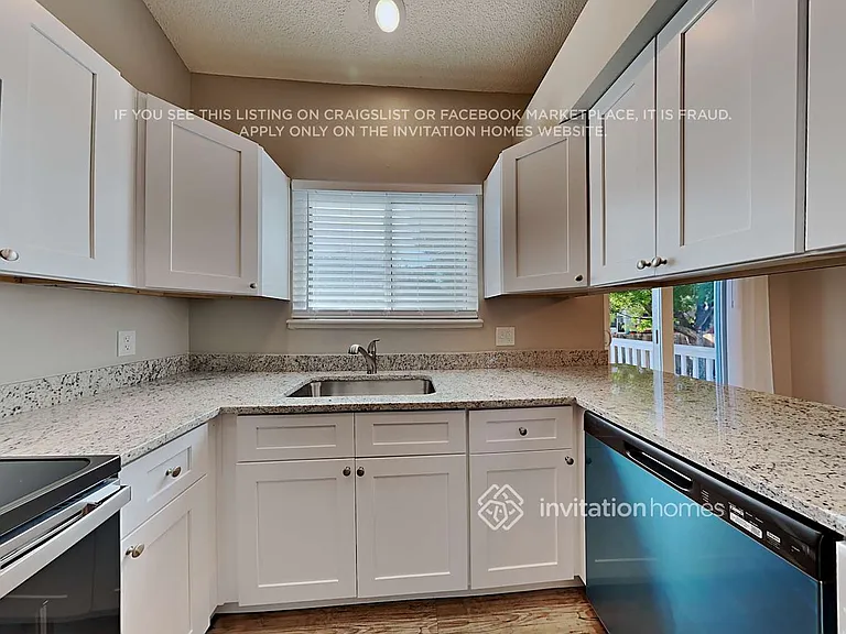 8575 Pepperridge Dr — Photo 9