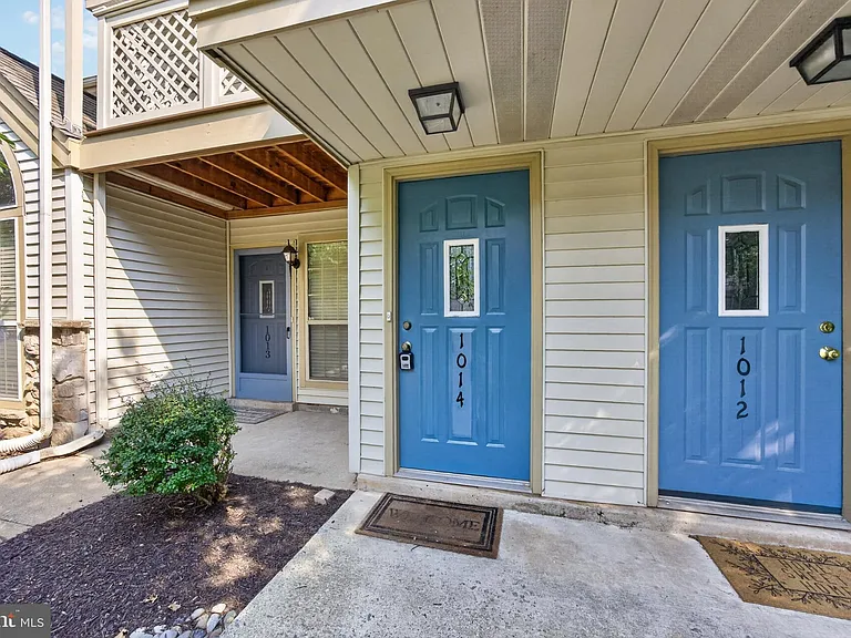 1014 Foxmeadow Dr #1014 — Photo 2