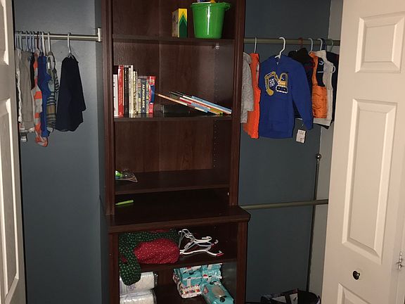 3rd image of 399 Andover Woods Dr