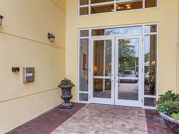 Building 4 entrance
