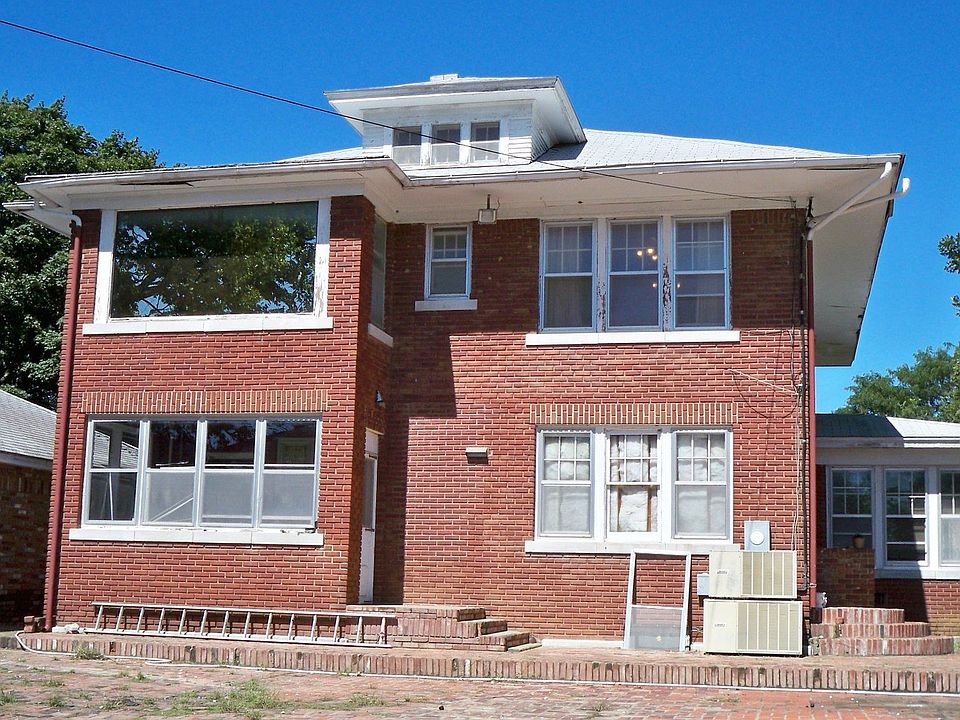 533 E 5th St, Cherryvale, KS 67335 Zillow