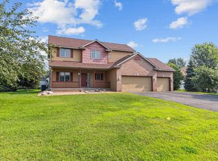 4445 Fallgold Pkwy N, Brooklyn Park, MN 55443
