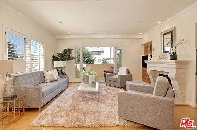 1st image of 11916 Gorham Ave APT 201