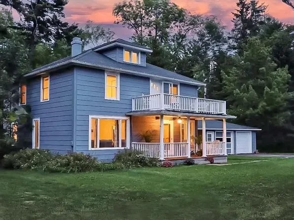 804 Middle Rd, La Pointe, WI 54850