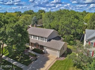 2227 University Dr, Naperville, IL 60565