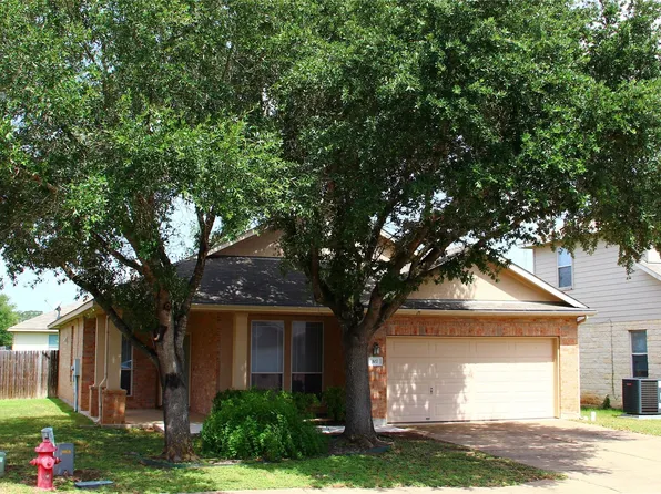 107 Buck Shot Ct, Bastrop, TX 78602