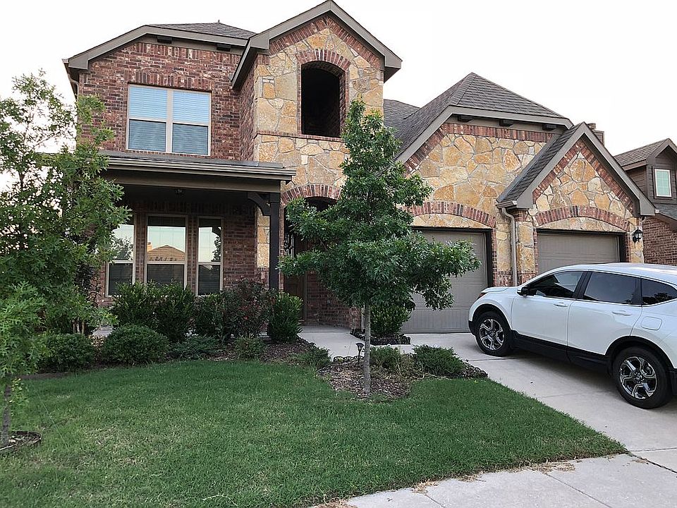 1st image of 12931 Adela Dr