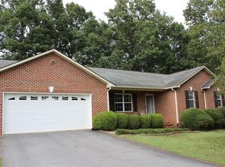 1999 Summerfield Cir, Conover, NC 28613