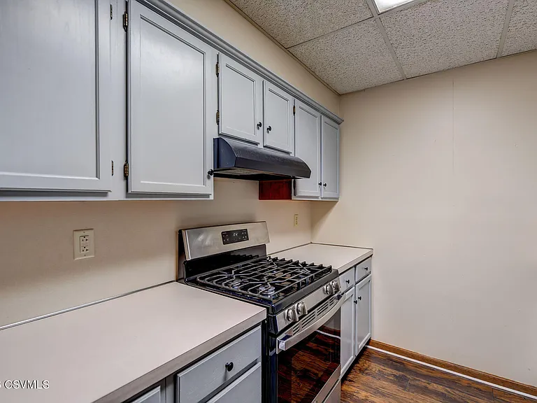 105 W Main St #3RDFLAPT2 — Photo 5