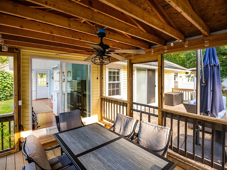 218 Roxy Cahoon Rd — Photo 45