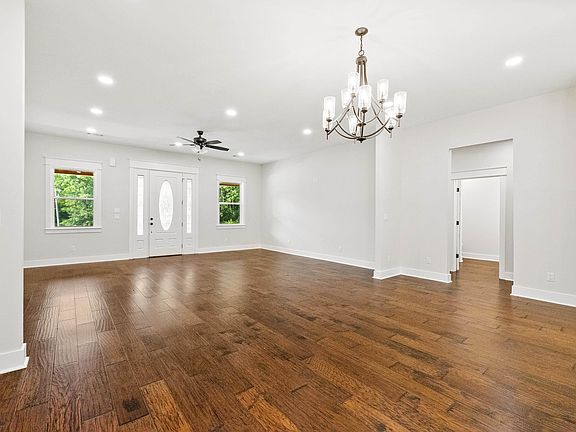 2nd image of 7000 Rolling Manor Dr