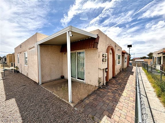 5th image of 5321 W Cheyenne Ave
