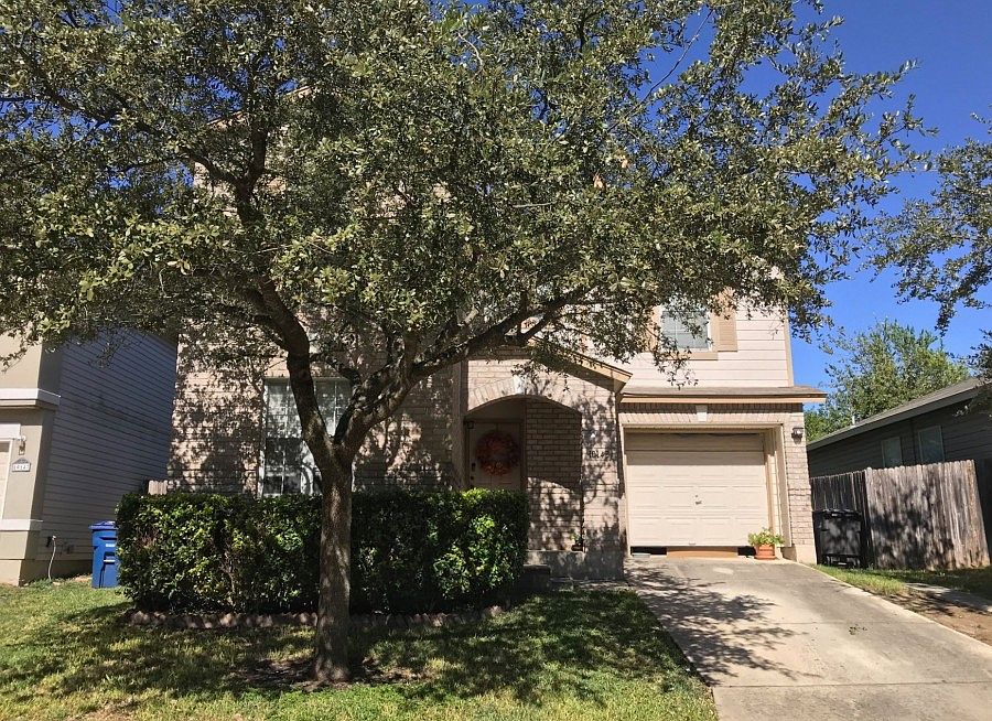 1st image of 10143 Amber Flora Dr