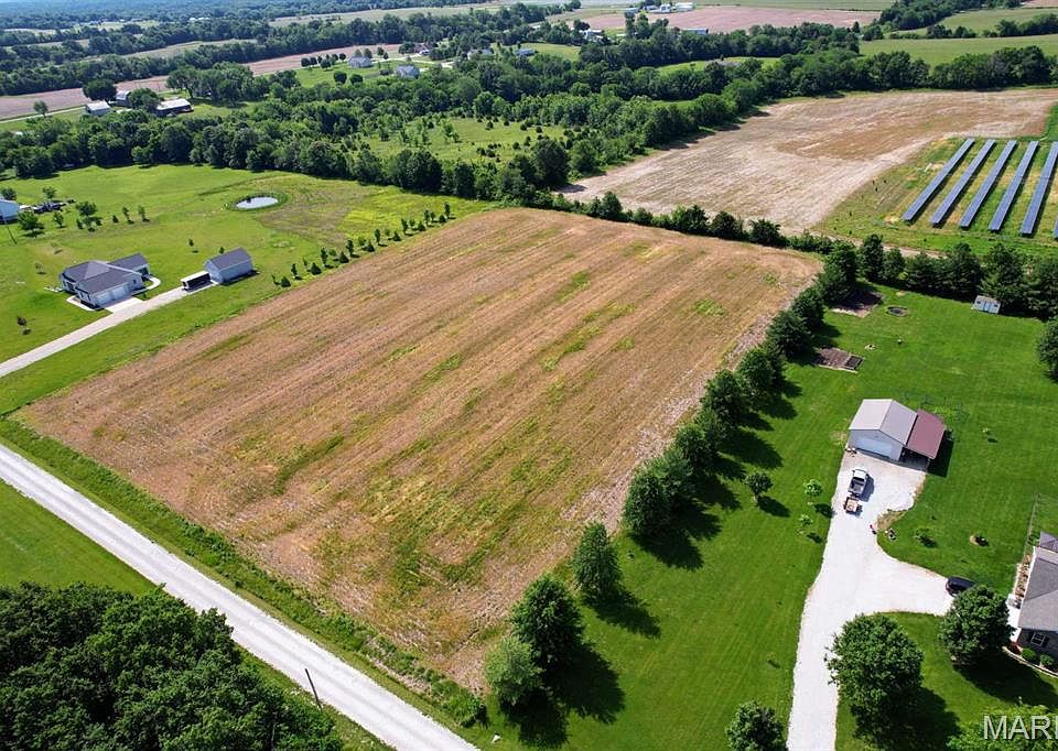 1st image of 4A Prairie Haven Ln