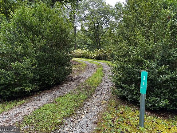 5th image of 31 Bear Creek Ln