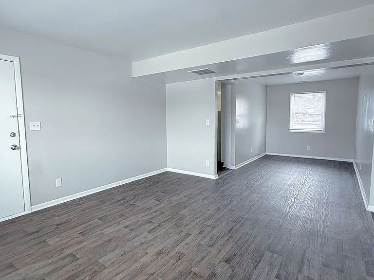 1707 Madison St — Photo 16