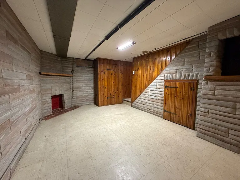 333 N Grantley St — Photo 8