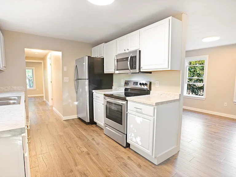 19 Prospect St #2 — Photo 9