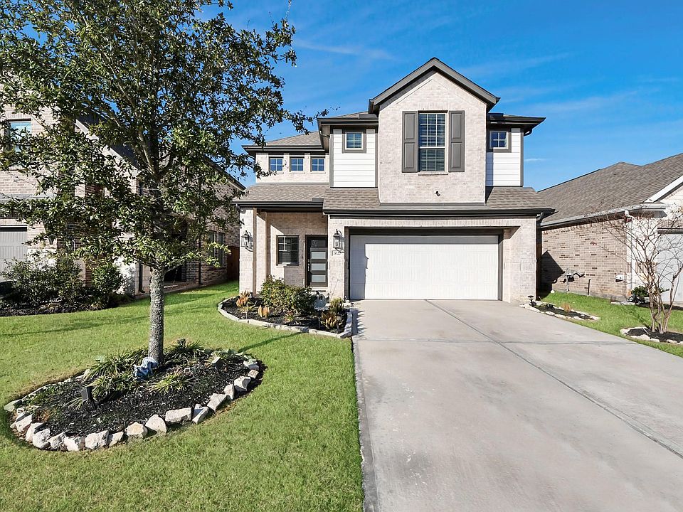 1st image of 7027 Winterberry Glen Ln