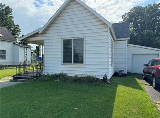 918 N Bowman Ave, Danville, IL 61832