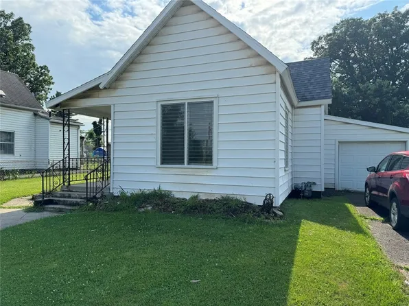 918 N Bowman Ave, Danville, IL 61832