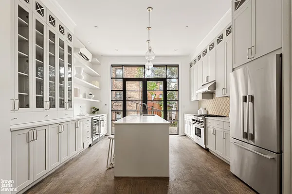 Sold by Brown Harris Stevens | media 5