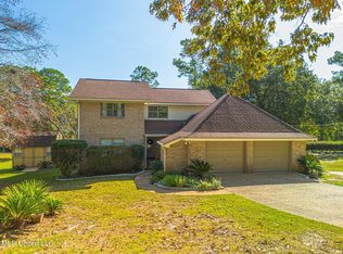 5630 Ahuawa Pl, Diamondhead, MS 39525